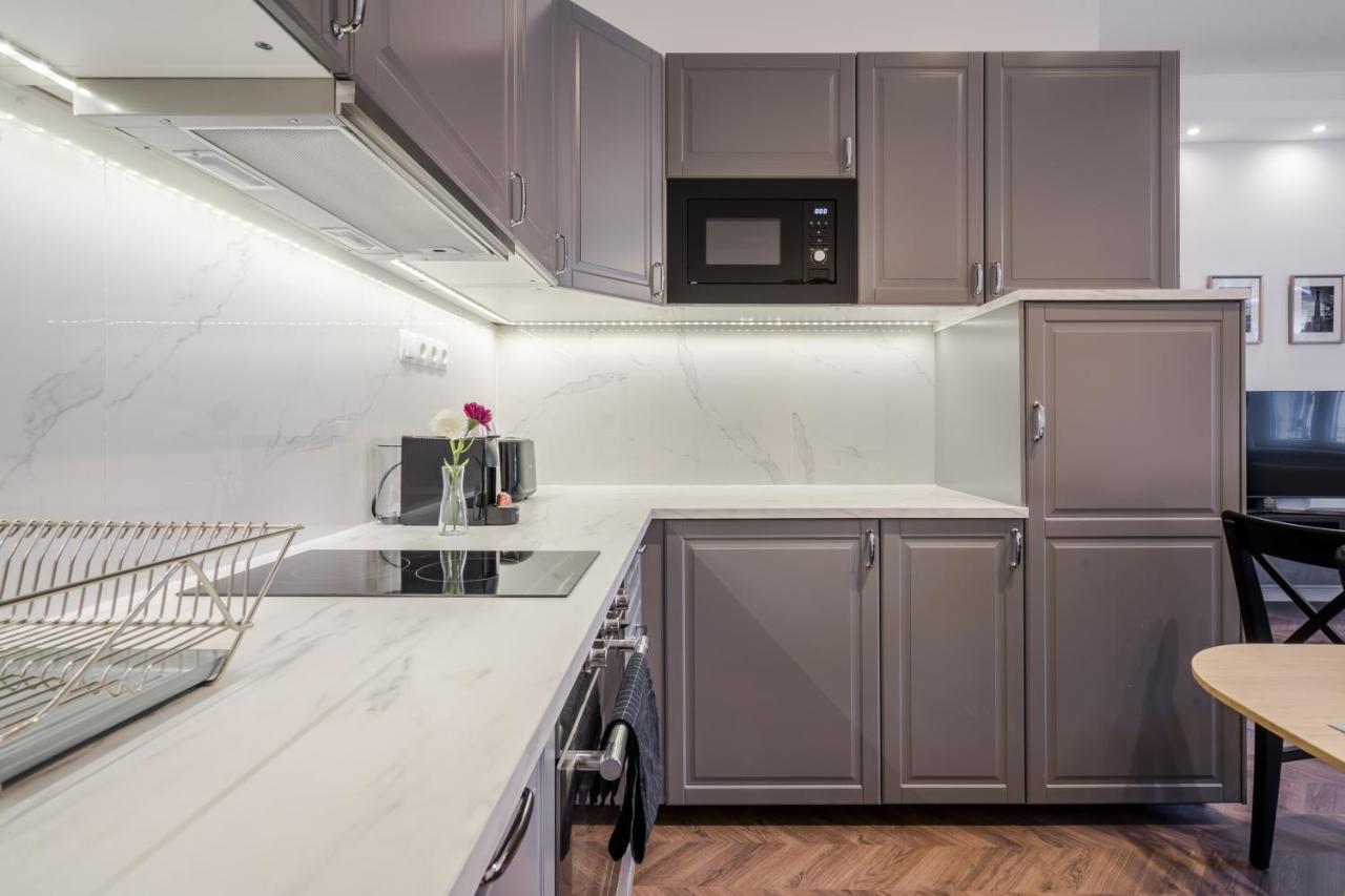Bpr Sirius Suite With A/C Budapest Exterior photo