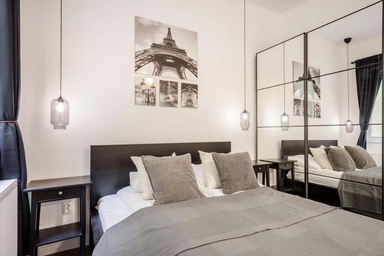 Bpr Sirius Suite With A/C Budapest Exterior photo